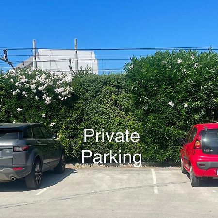 Casa Oberdan - Private Parking Apartment Монополи Екстериор снимка